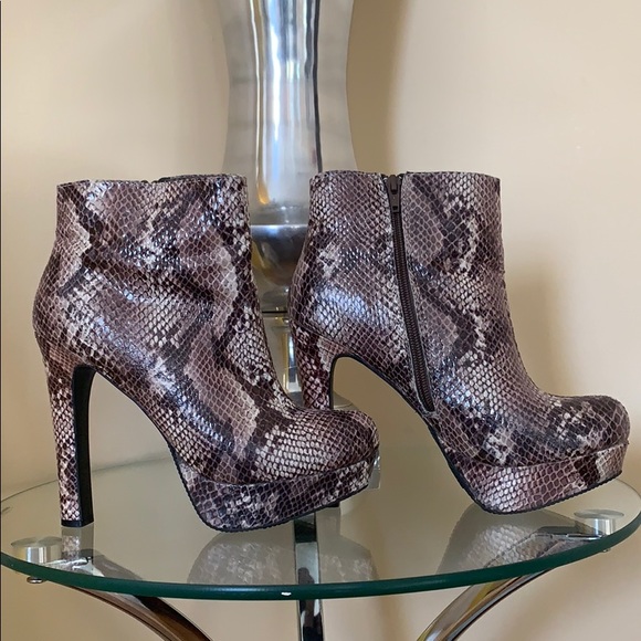 Mossimo Supply Co. Shoes - Mossimo Snakeskin Ankle Boots Size 8